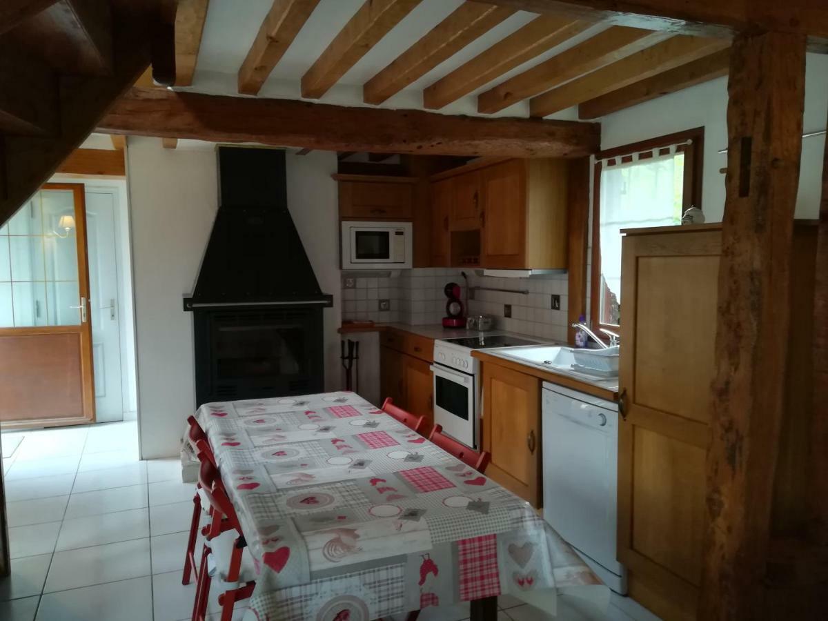 Le Clos Des Hortensias Toutainville Bagian luar foto