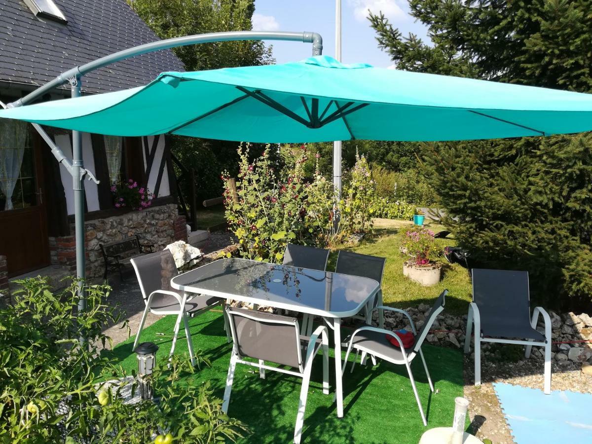 Le Clos Des Hortensias Toutainville Bagian luar foto