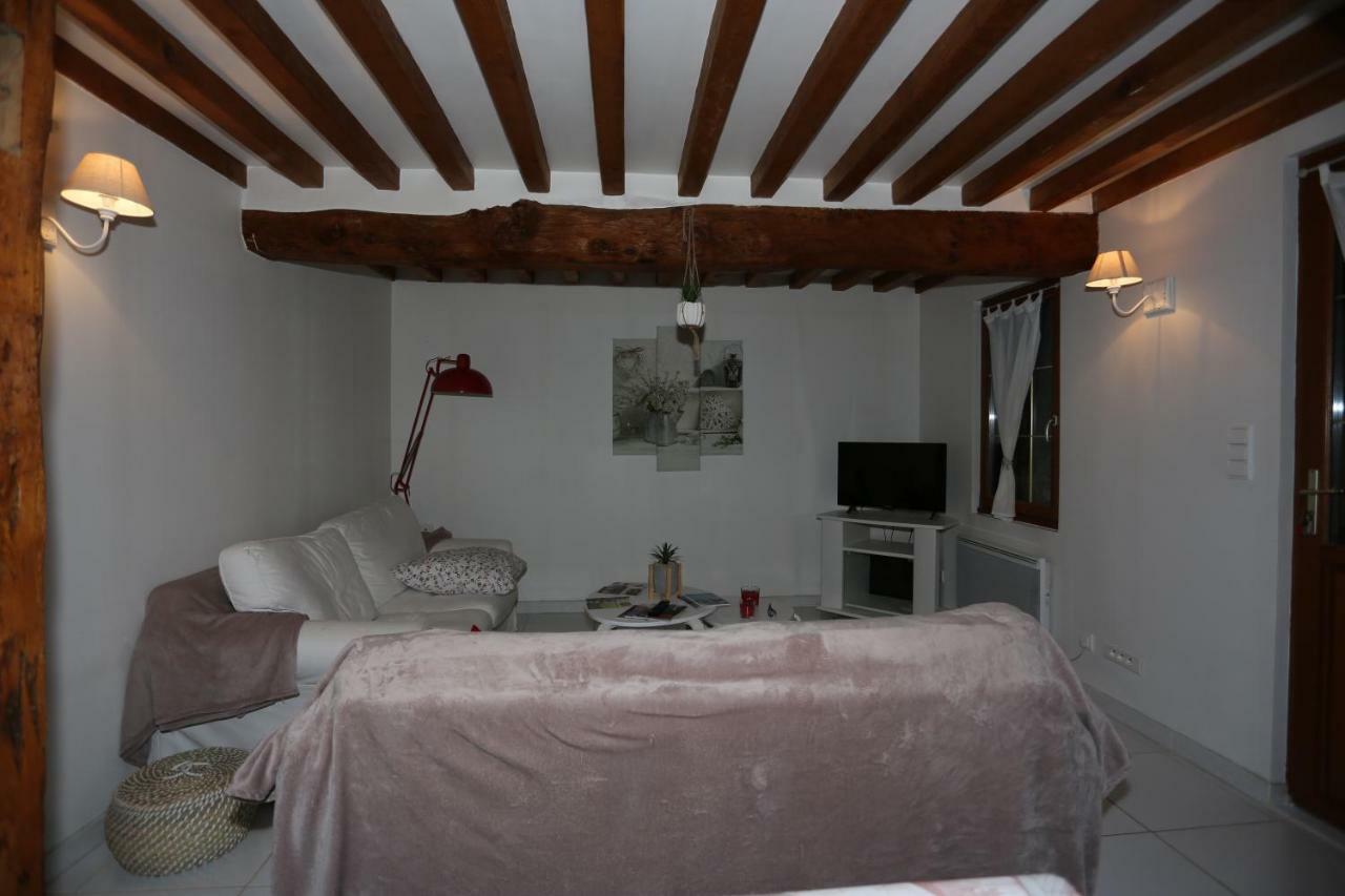 Le Clos Des Hortensias Toutainville Bagian luar foto